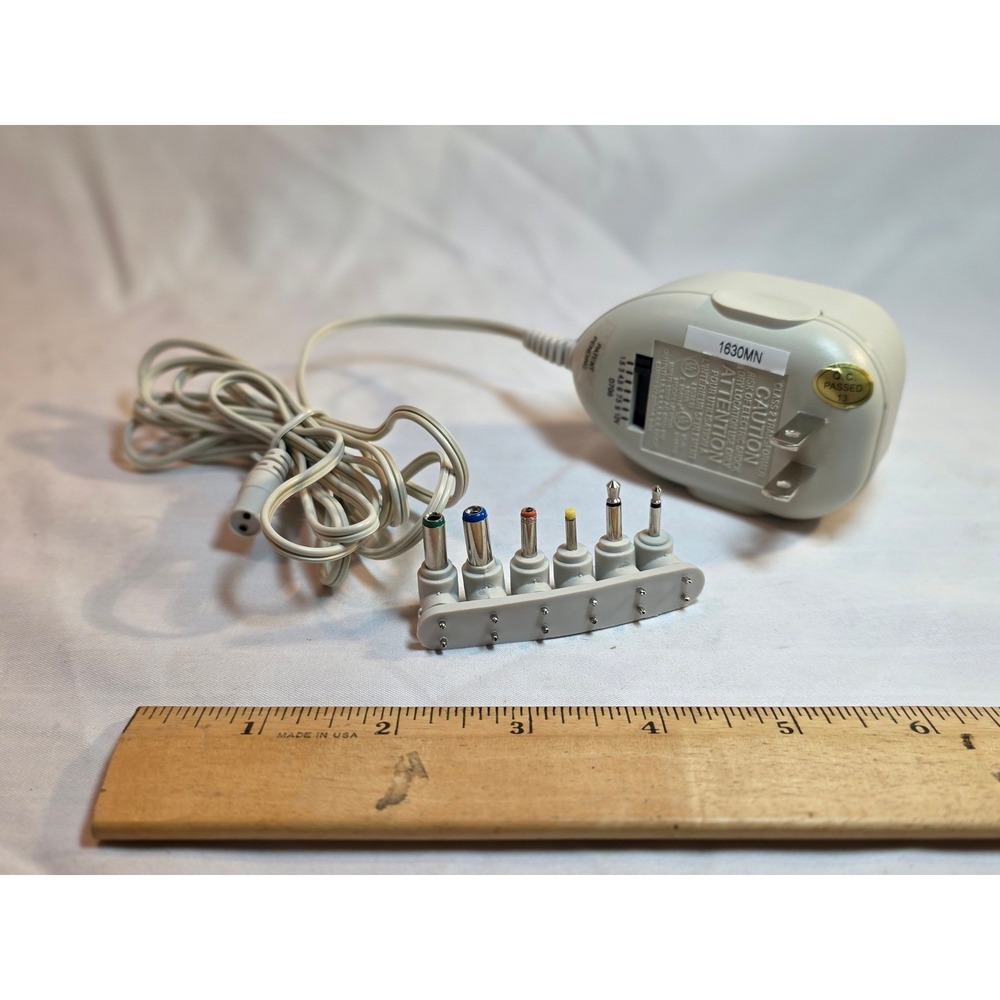 Jensen Universal AC DC Power Adapter Multi-Voltage Power Supply with 6 Tips Gray
